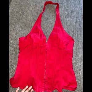 Red hot halter top ❤️